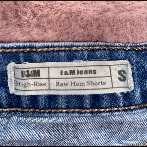 I&M Denim Jean Shorts- Small - Picture 3 of 3